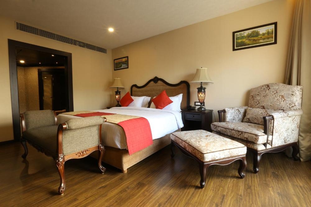 Room image 3